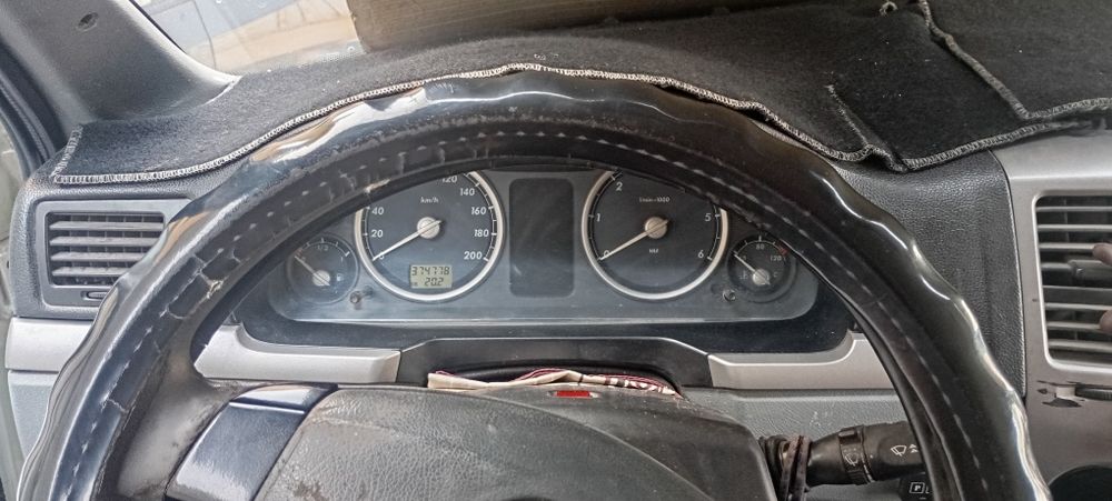 Gazel sotiladi sastaniyasi yaxshi barteram bor shinreyga