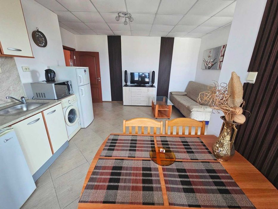 Продава се Тристаен апартамент в к.к. Слънчев бряг - 77 кв.м за 586 €/кв.м - Снимка #11
