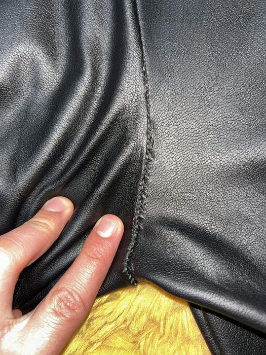 Pantaloni Young Rich White Zipp Eco Leather