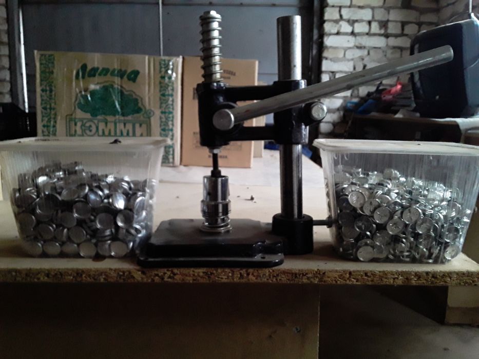 Станок пуговичный