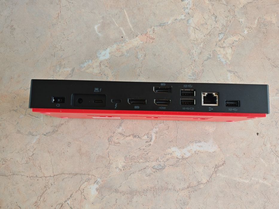 Докинг станция Lenovo thinkpad universal Thunderbolt 4 Dock