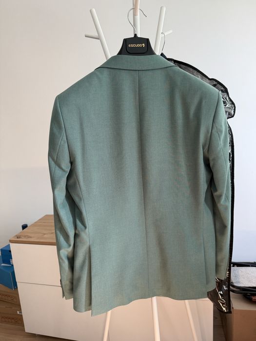 Sacou verde de barbati - Escudo