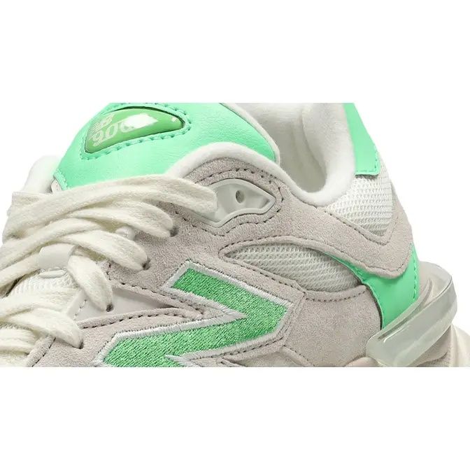 New Balance 9060 Green Club Ivy