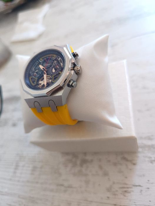 Ceas automatic/mecanic portocaliu/galben,nu eco drive-nou,în cutie