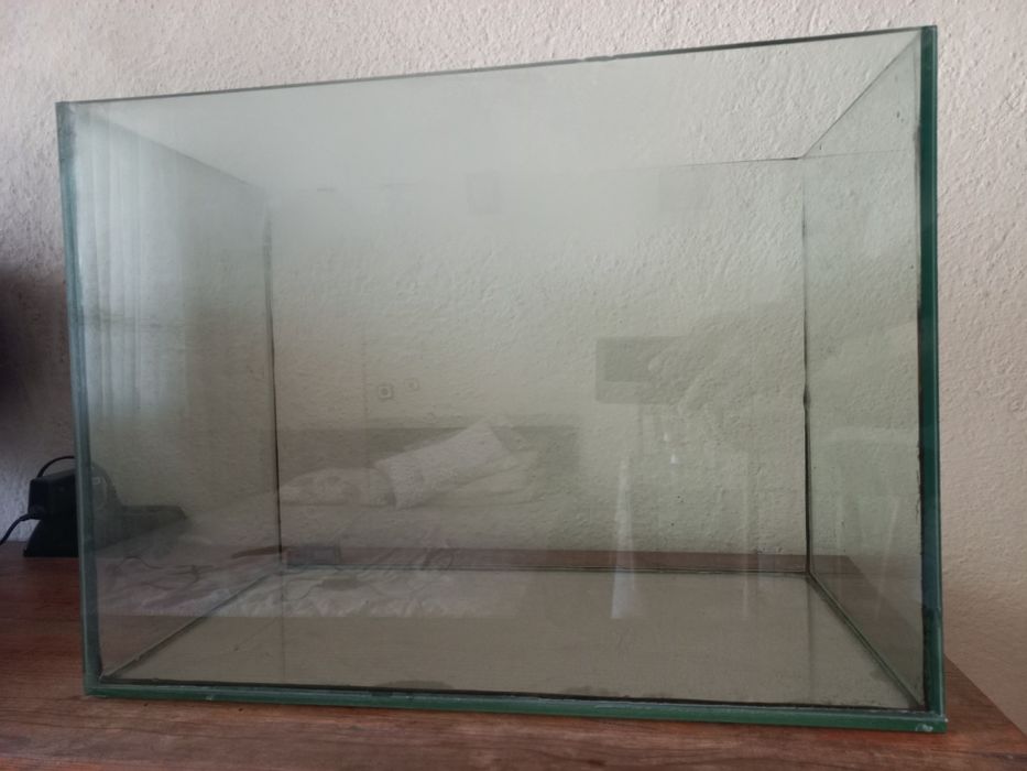 Аквариум- напълно оборудван