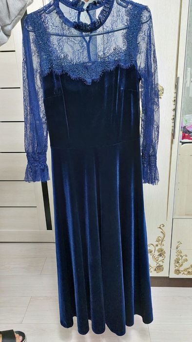 Платья,верхняя одежда