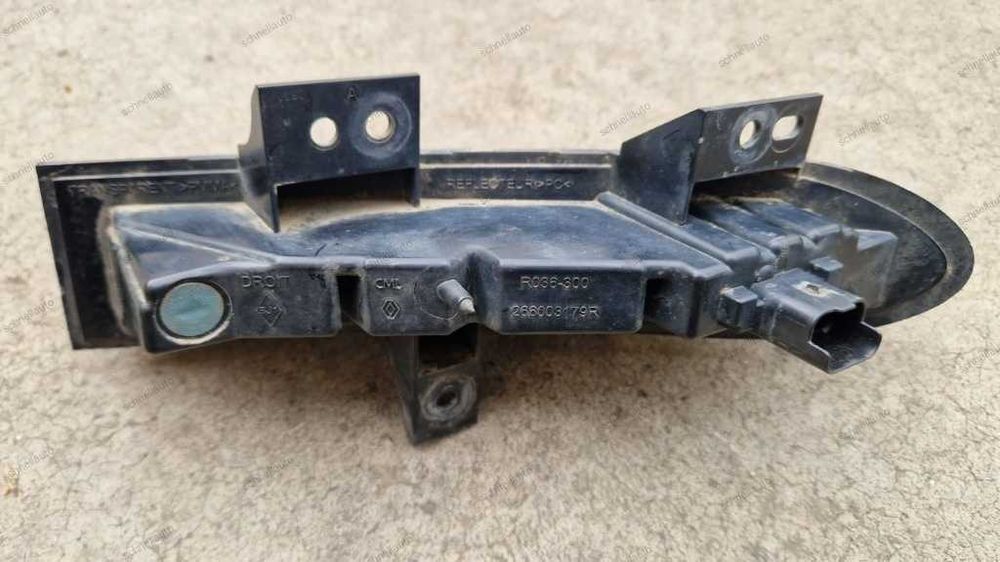 Daylight dreapta renault Scenic 3 cod 266003179R