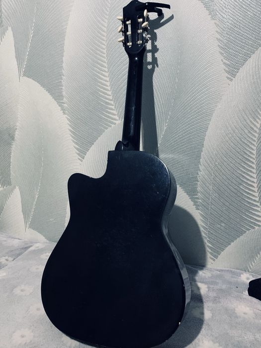 Гитара класика продаю