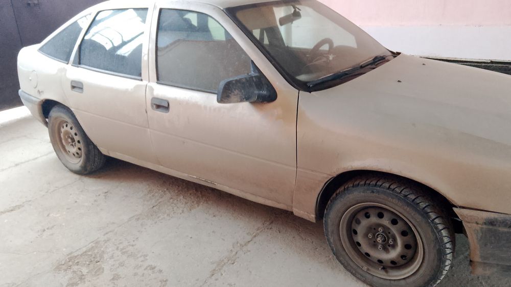 Опел Вектра 1,8 автомат