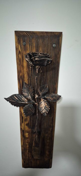 Ръчно изработени метални рози