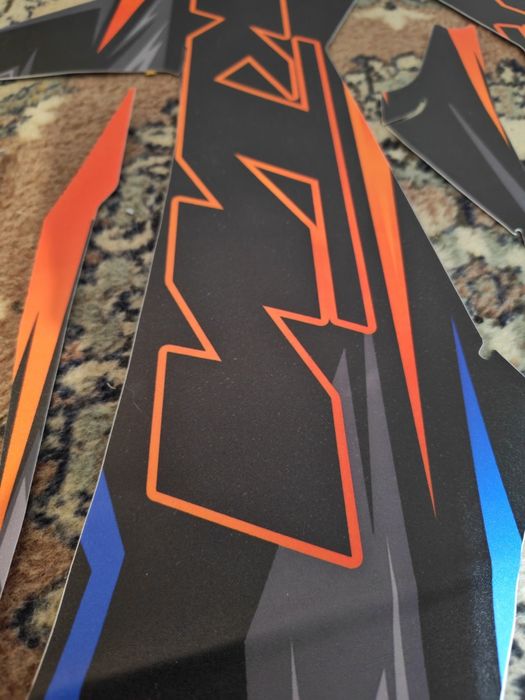 Наклейки на мотоцикл эндуро KTM