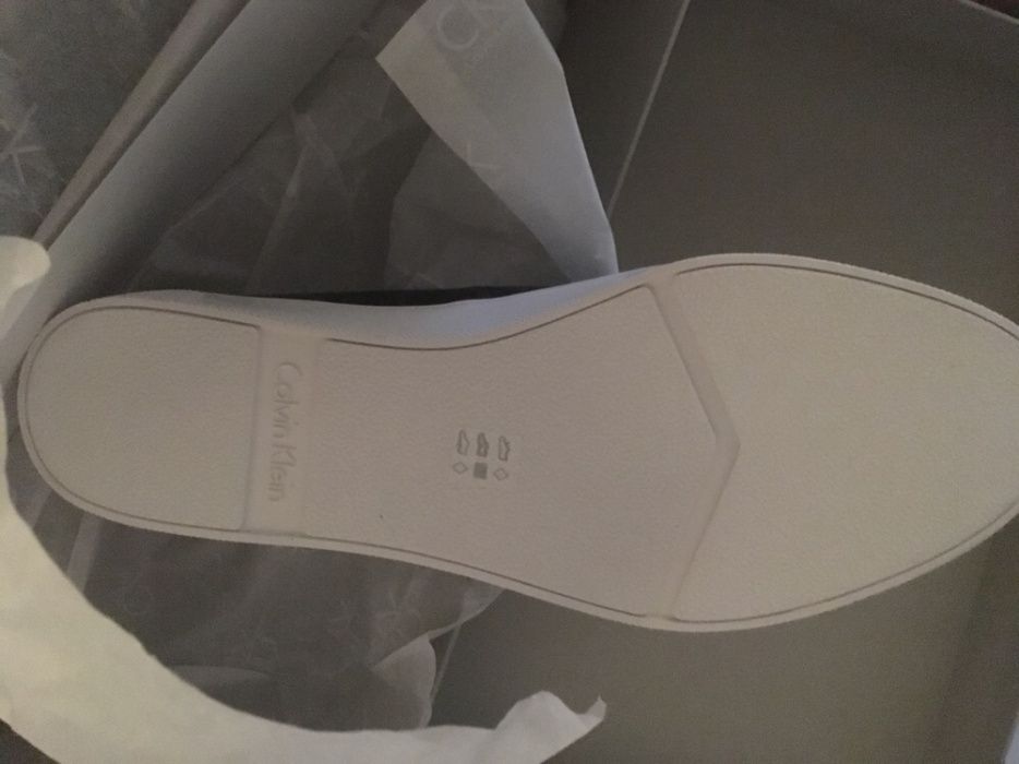 Pantofi slip-on Calvin Klein, absolut noi, in ambalajul original