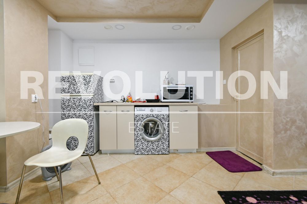 Дава се под наем Едностаен апартамент в София, Изток - 40 кв.м за 434 € - Снимка #5