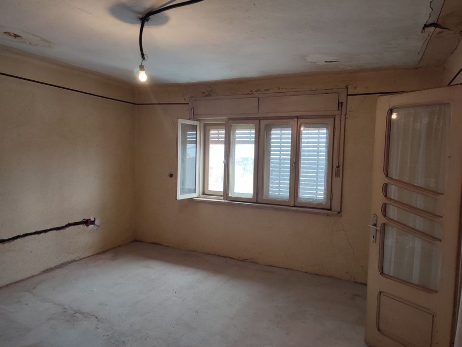 Geamuri cu jaluzele din lemn 2m lațime pe 1,5 inălțime