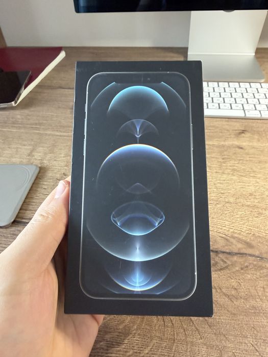 Продам iphone 12 pro на 128 гб