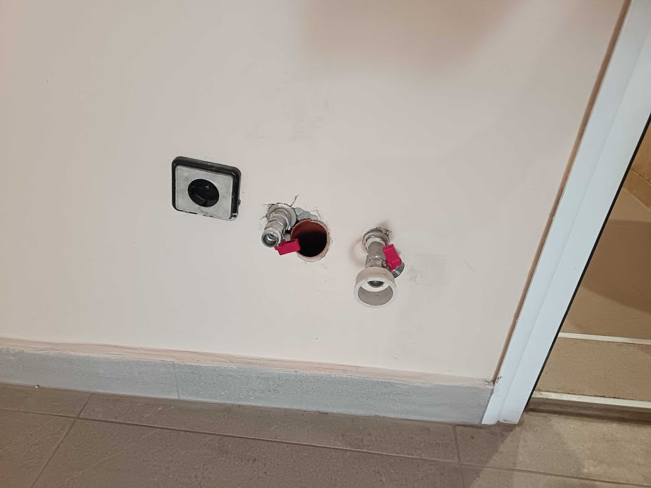 Продава се Гараж / Паркомясто в Варна, Цветен квартал - 27 кв.м за 1723 €/кв.м - Снимка #3