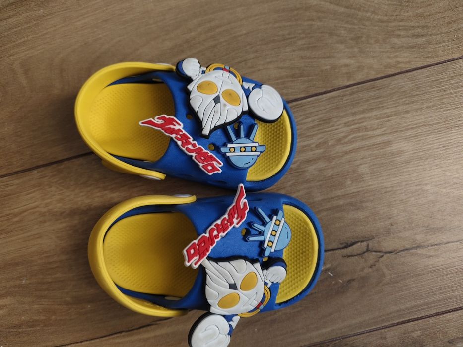 Сандалии детские