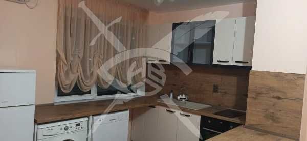 Дава се под наем Тристаен апартамент в Пловдив, Коматевски възел - 90 кв.м за 598.23 € - Снимка #2