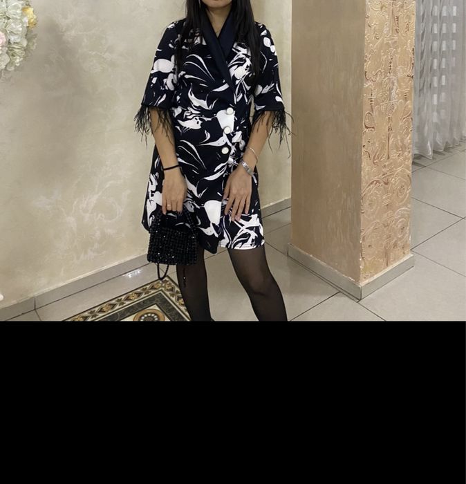 Продам платья