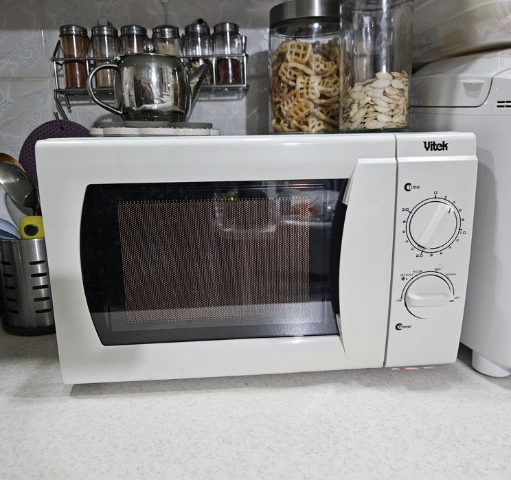 Микроволновка Vitek бу
