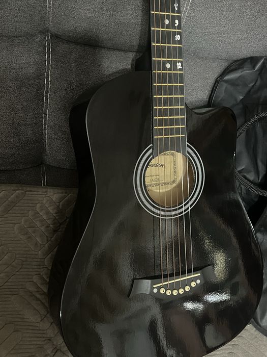 Гитара. Продам гитару