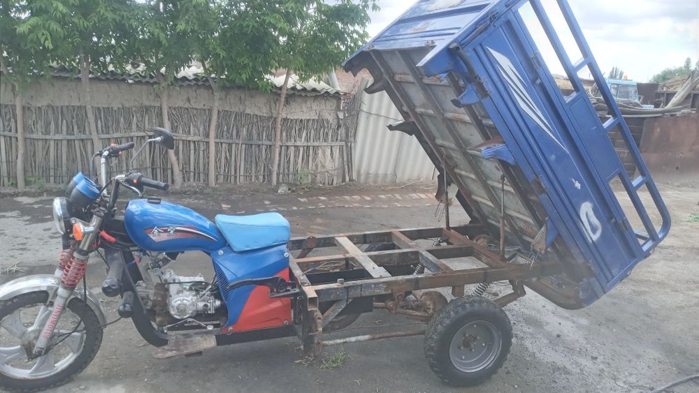 Продаетса трицикл срочно