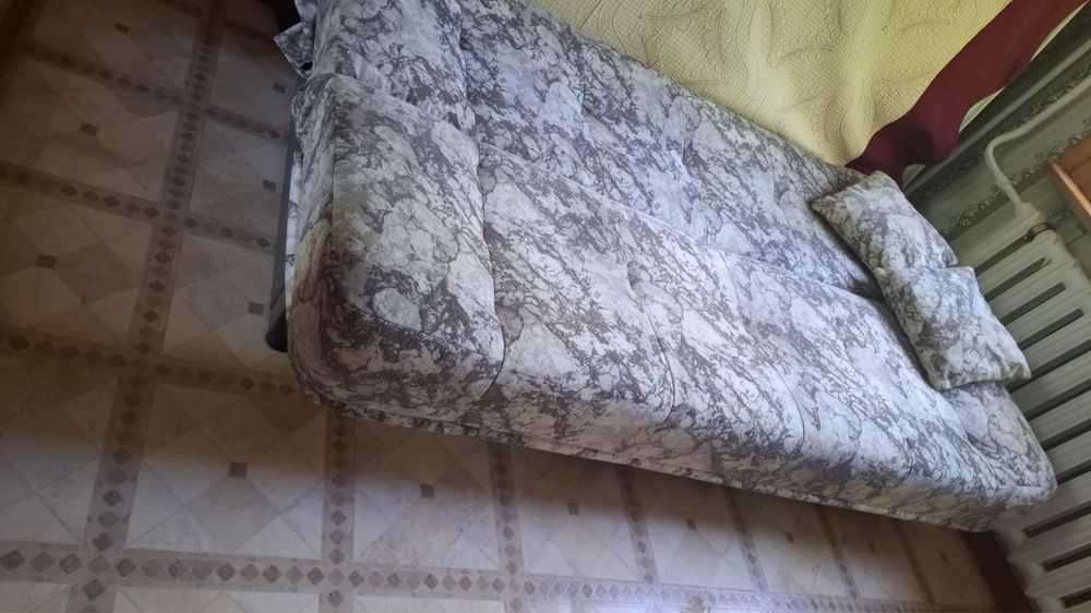 Продаётся диван!