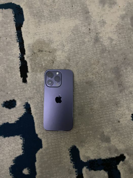Iphone 14 pro deep purple