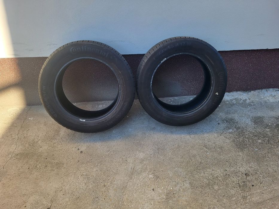 2 anvelope marca Continental de 225/55/17 profil vara