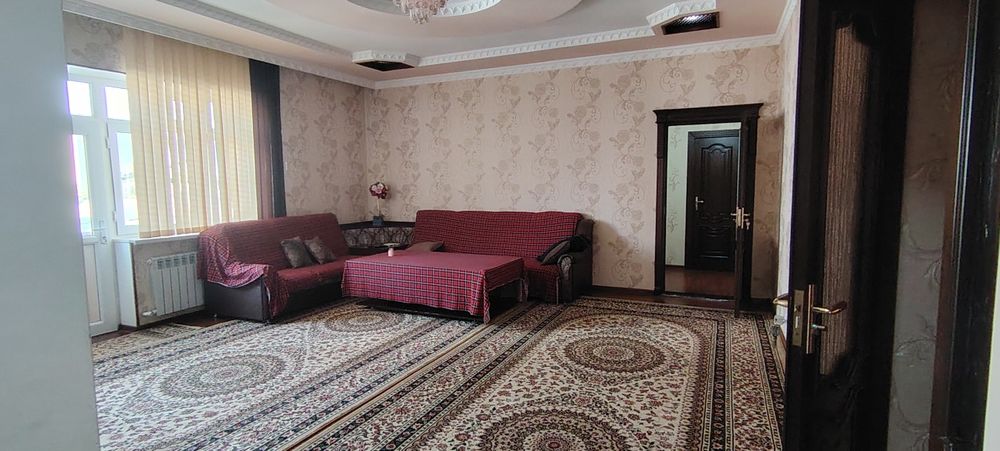 2 каватда 3 хонали квартира ижарага берилади.