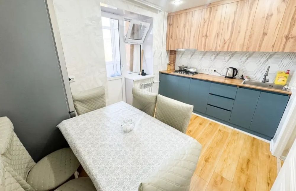 продам 4-х ком. 85кв. 3мкр. 3-этаж