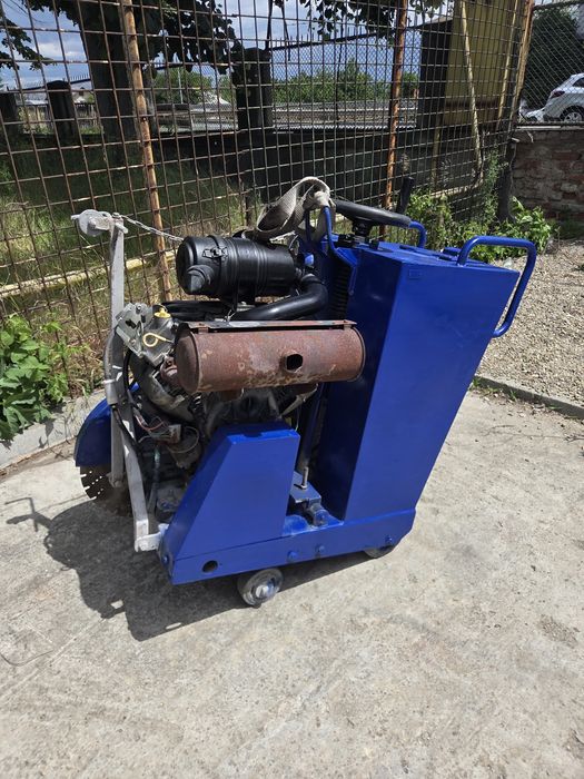 Masina de taiat beton , asfalt 35 cai Briggs and Stratton