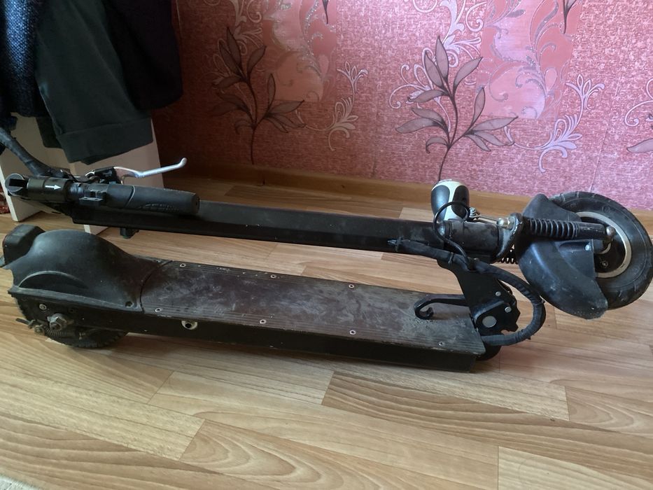 Самокат на запчатси