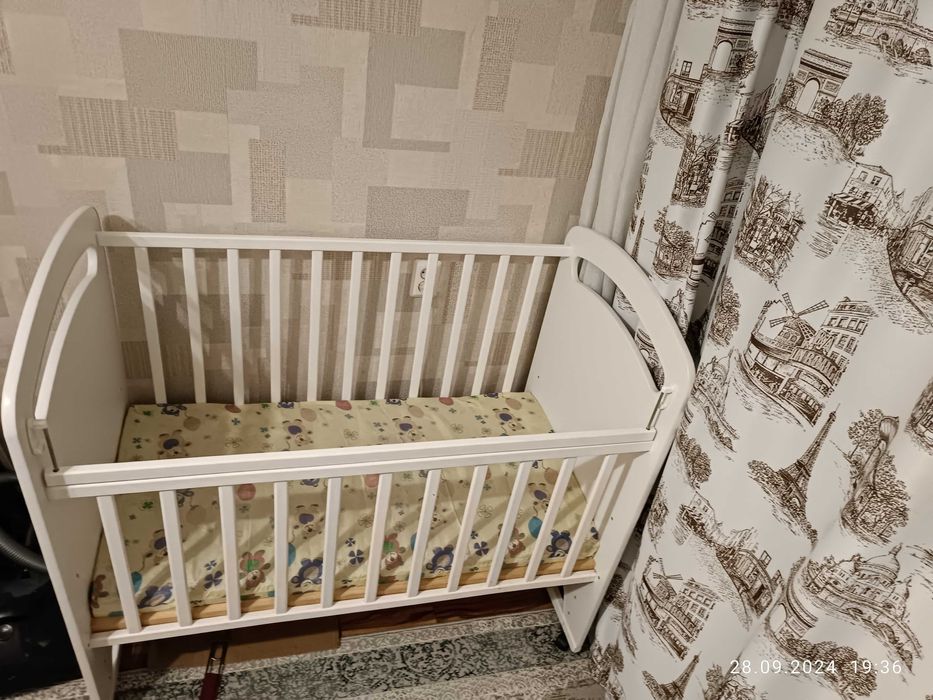 Кроватка Маятник