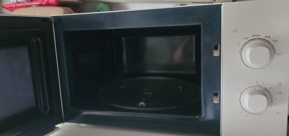 Продаётся микраволновая печь