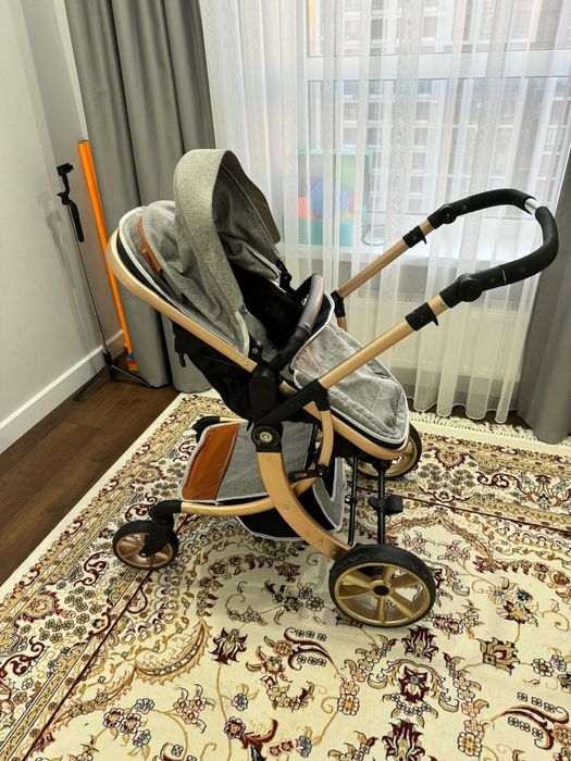 Продам коляску-трансформер 2 в 1