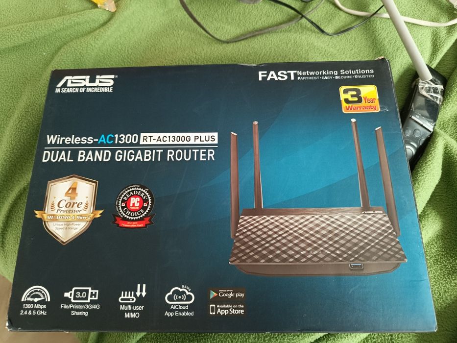 Router asus wifi 4 antene puternic 2 benzi 2.4g si 5 g