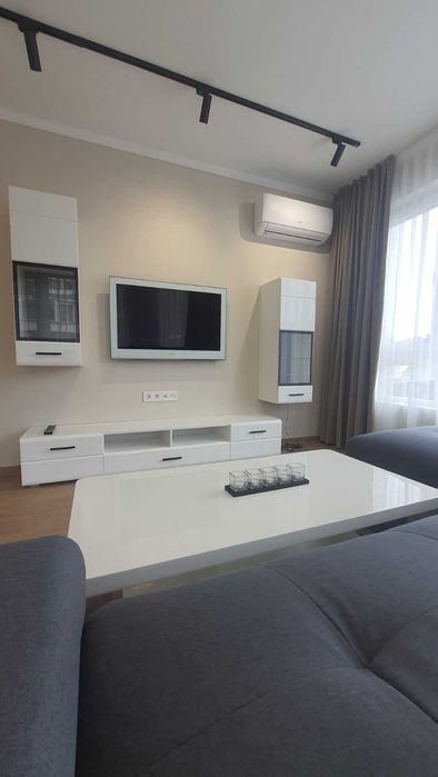 Дава се под наем Двустаен апартамент в Пловдив, Център - 65 кв.м за 600 € - Снимка #4