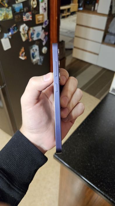 Продаю Galaxy S24 256gb Lavender