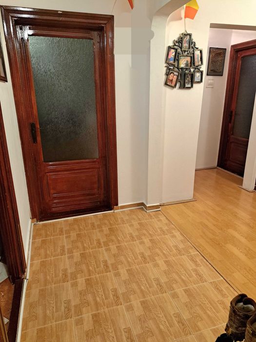 Apartament 4 camere 1 Mai