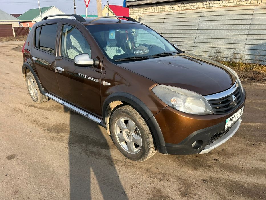 Рено Сандеро степвей