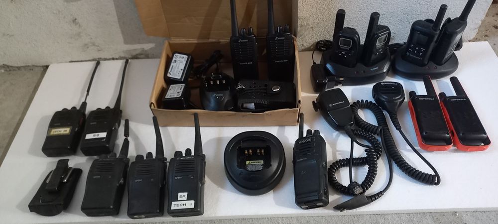 Stație radio profesionala portabila Motorola kenwood Stabo walkie talk