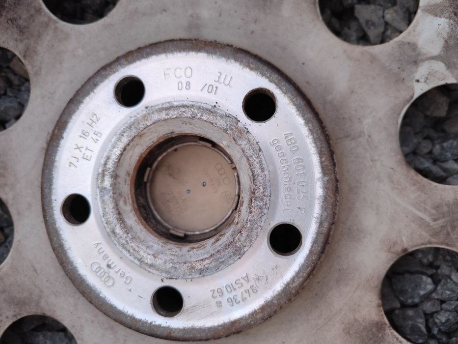 Vând roti de iarna HANKOOK 205/55 R16 91 H