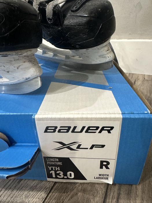 Продам детские коньки Bauer