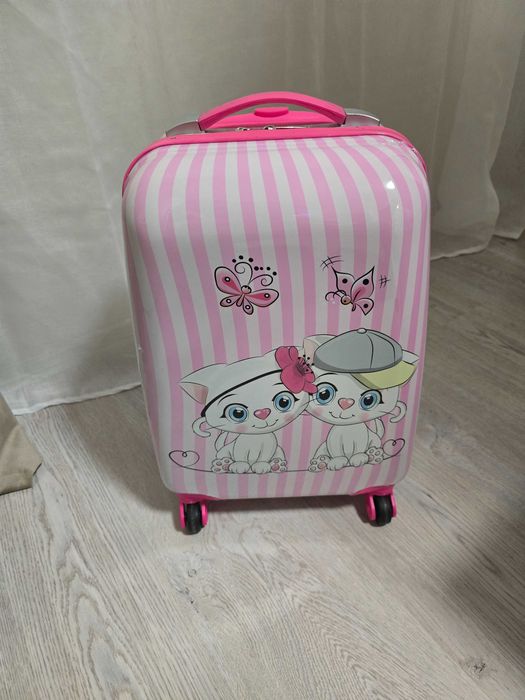 Детски пътнически куфар