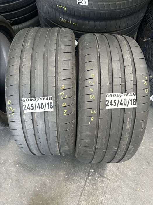 245/40/18  goodyear