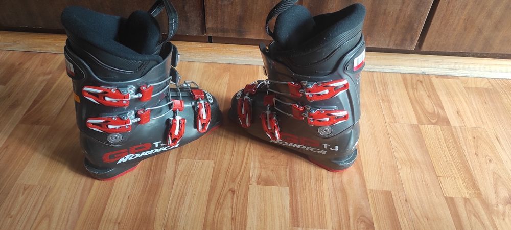 Децки ски обувки