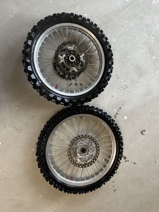 Set roti motocross jante și cauciucuri