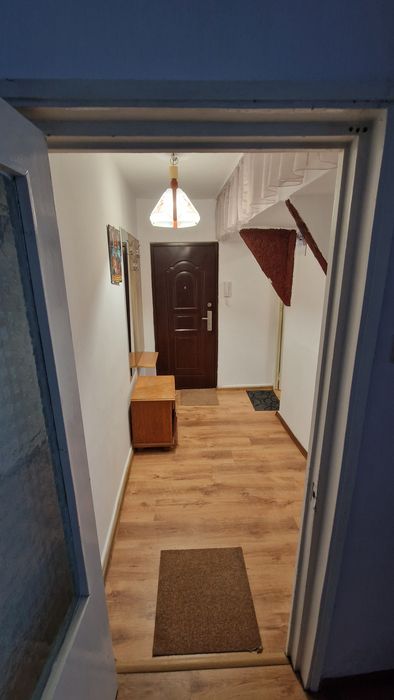 Închiriez apartament 2 camere mobilat
