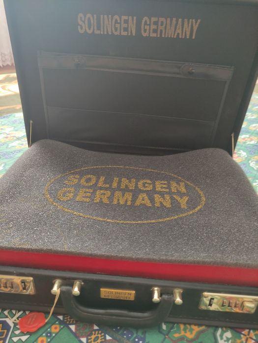 Столовые приборы в чемодане качество